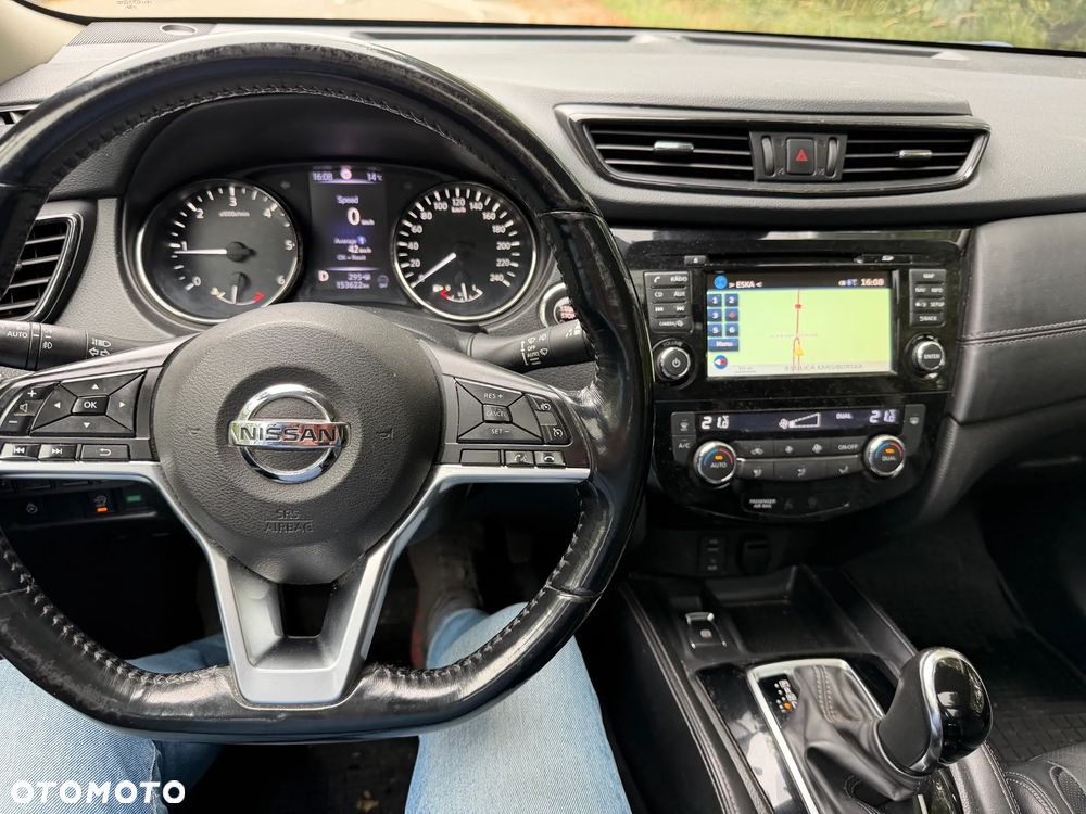 Nissan X-Trail 2.0 dCi Tekna Xtronic 4WD - 25