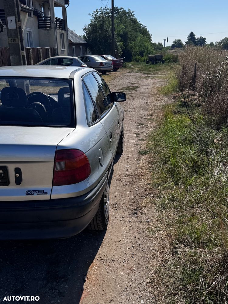 Opel Astra - 3