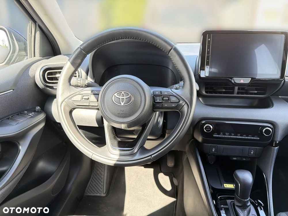 Toyota Yaris Hybrid 1.5 Style - 13