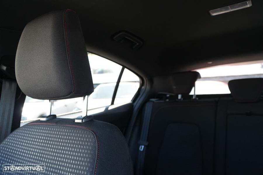 Ford Focus 1.0 EcoBoost MHEV ST-Line - 13