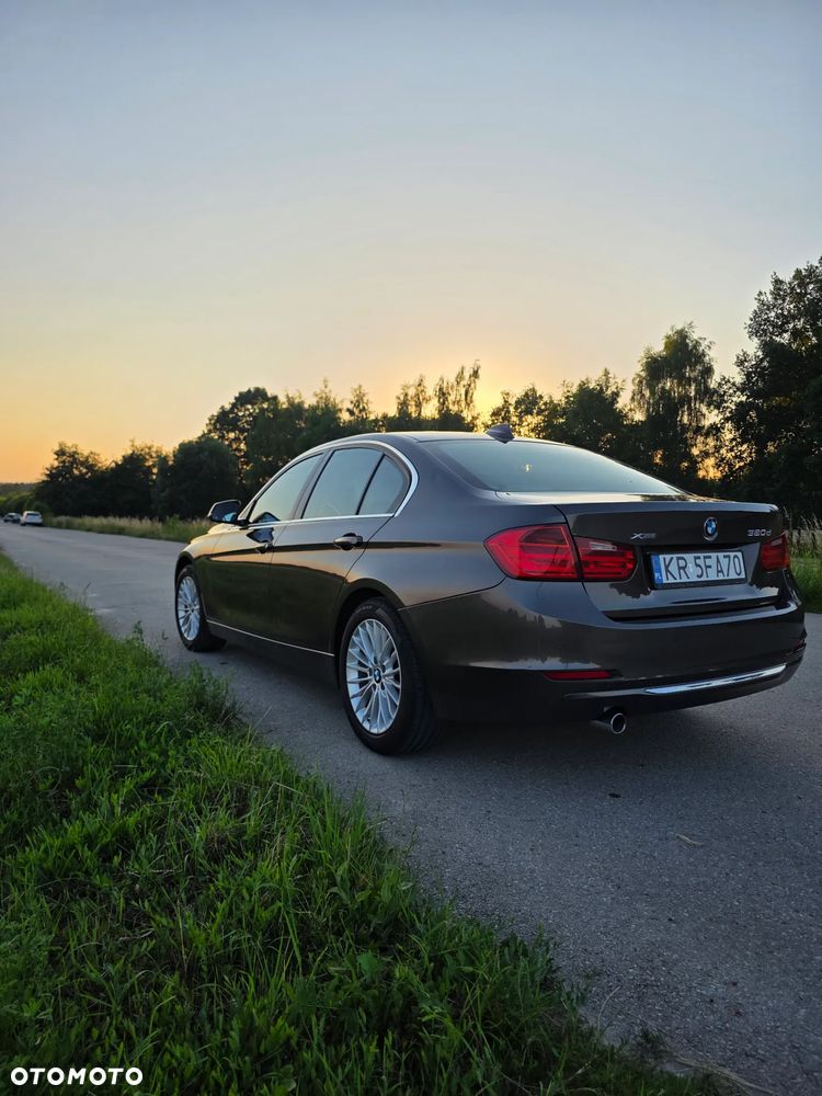 BMW Seria 3 320d xDrive - 5
