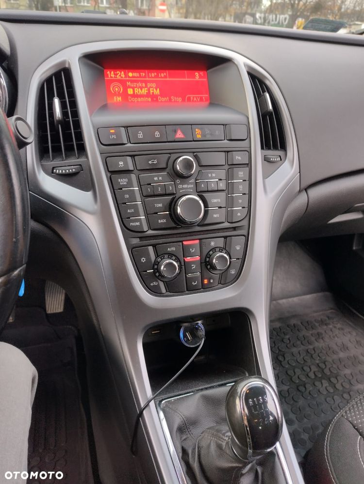 Opel Astra 1.4 Turbo ecoFLEX Start/Stop Active - 24