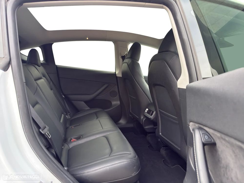 Tesla Model Y Long Range Tração Integral - 17