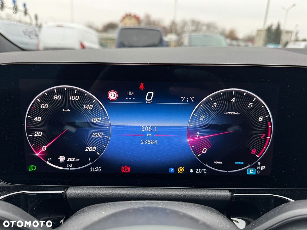 Mercedes-Benz GLA - 20