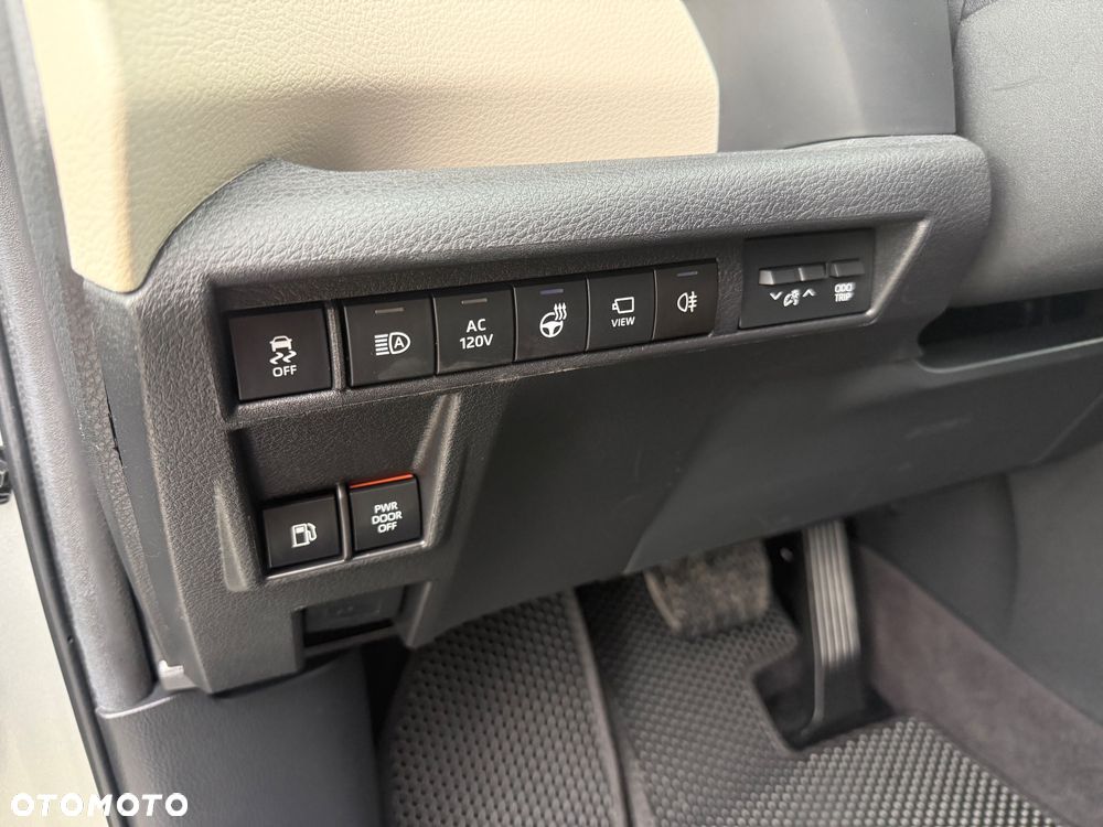 Toyota Sienna - 17