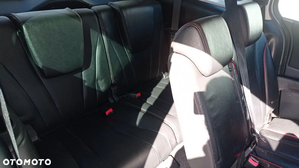 Mazda 5 1.6 CD Exclusive + - 33