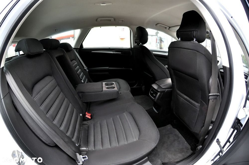 Ford Mondeo 2.0 TDCi Ambiente - 10