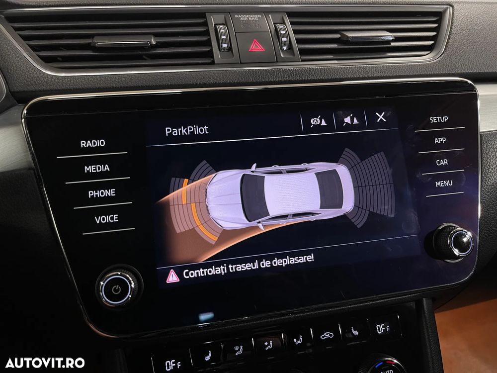 Skoda Superb 2.0 TDI DSG Ambition - 12