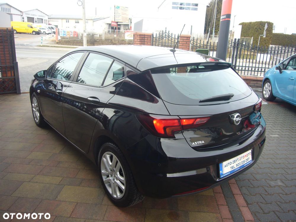 Opel Astra 1.4 T Elite - 9