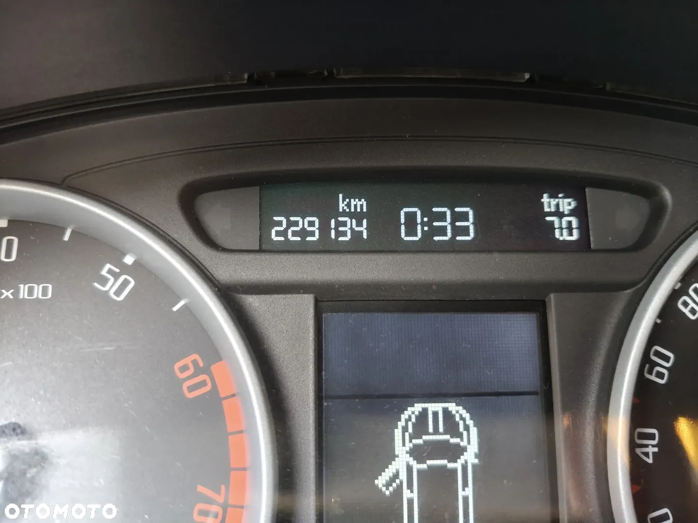 Skoda Roomster 1.6 16V Comfort - 12
