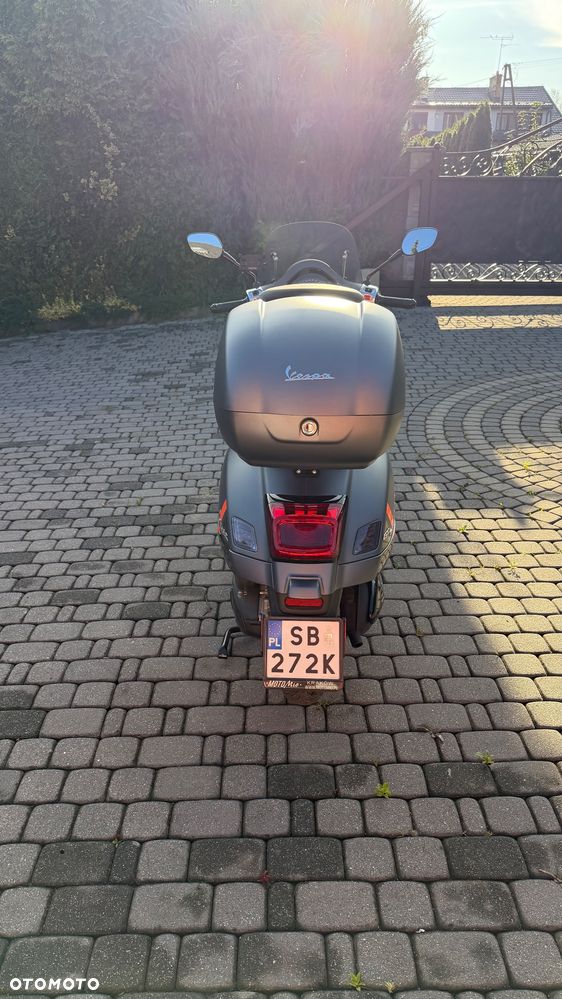 Vespa GTS - 8