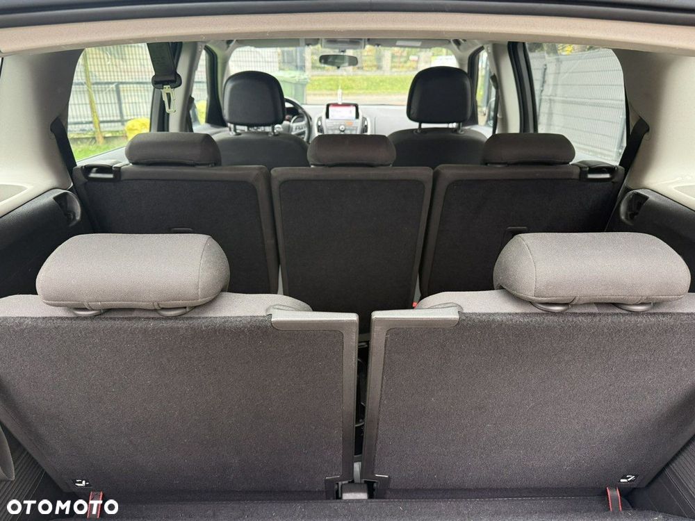Opel Zafira - 7