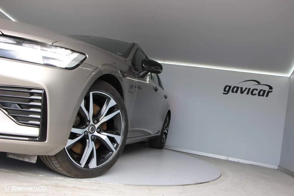 Volvo V60 2.0 T6 AWD TE R-Design - 3