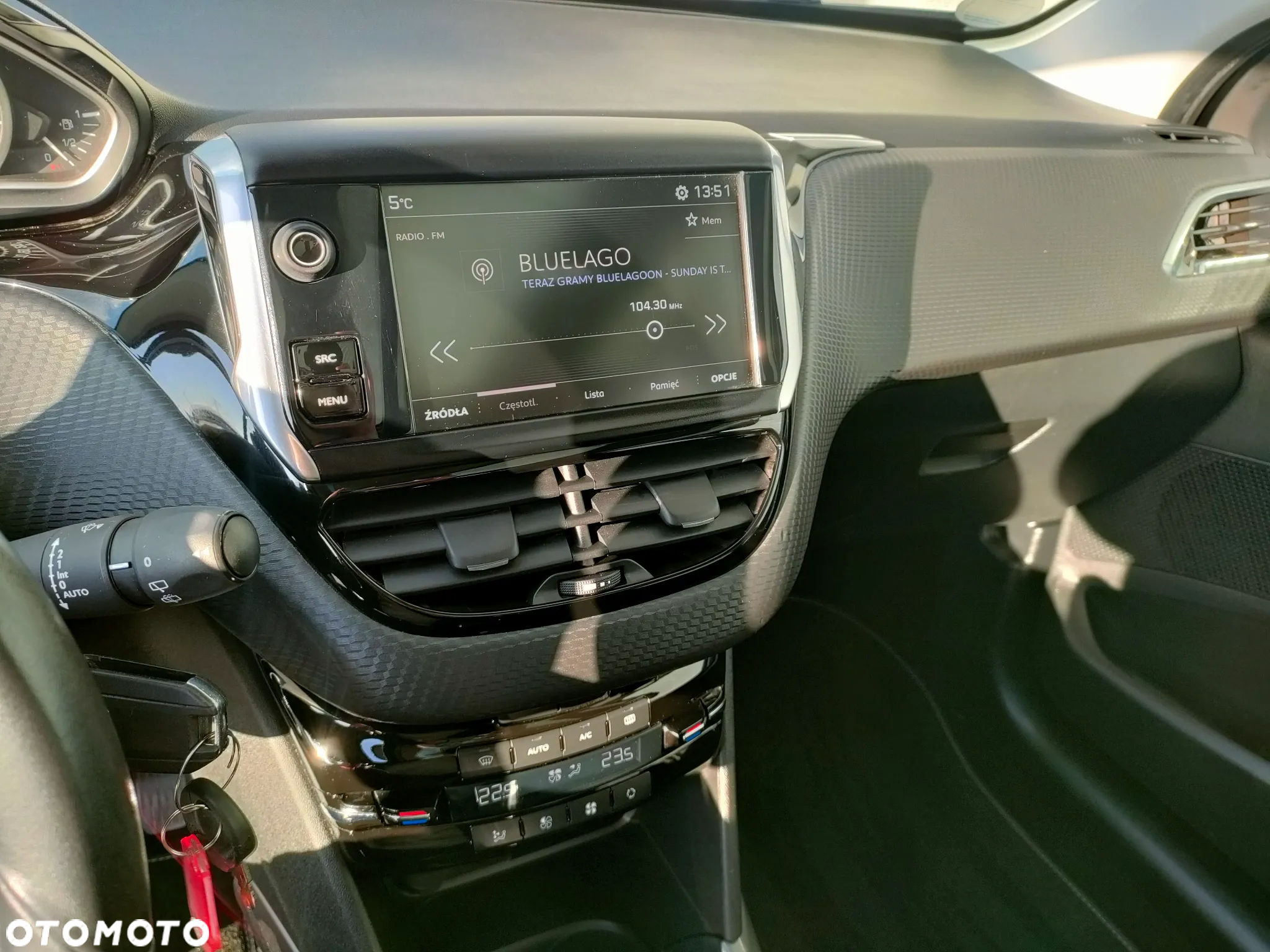 Peugeot 2008 1.2 Pure Tech Style - 20