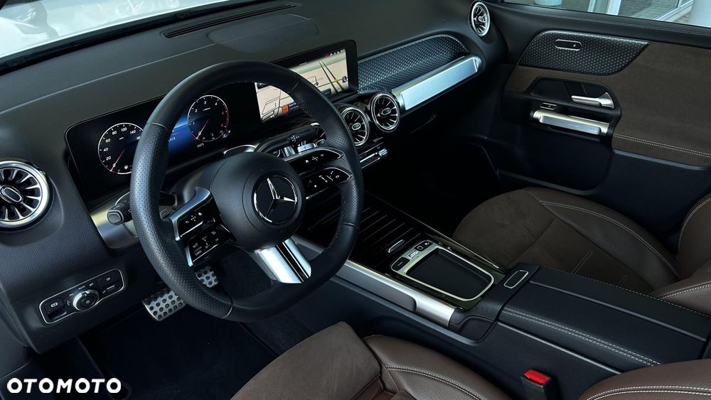 Mercedes-Benz GLB 200 d AMG Line 8G-DCT - 11