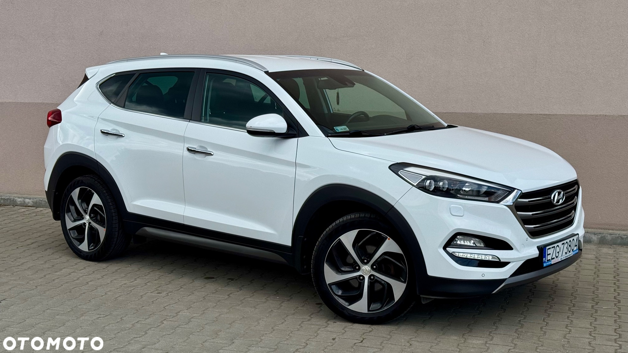 Hyundai Tucson 1.7 CRDI BlueDrive Style 2WD - 6