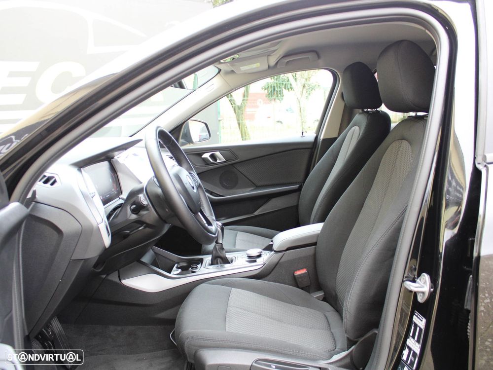 BMW 116 d Pack Essence - 21