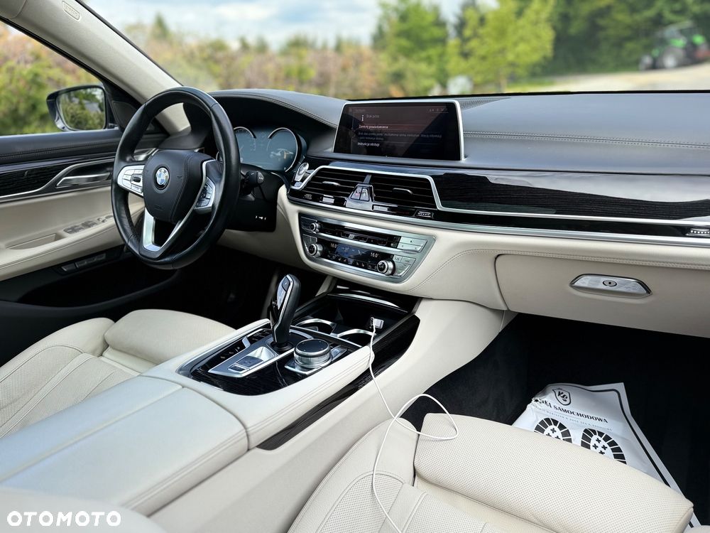 BMW Seria 7 740d xDrive - 7