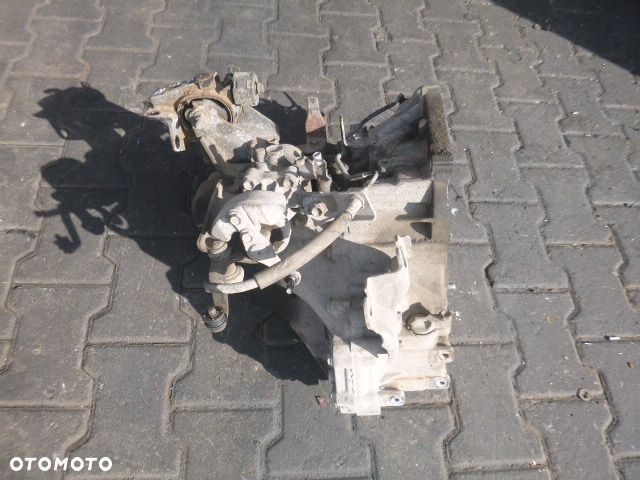 MANUALNA SKRZYNIA BIEGÓW TOYOTA COROLLA E12 1.4 16V - 6