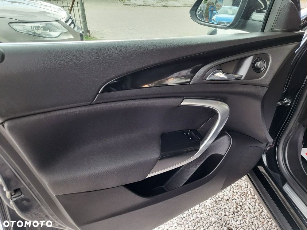 Opel Insignia - 17