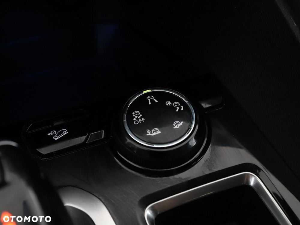 Peugeot 5008 THP 165 EAT6 Crossway - 31