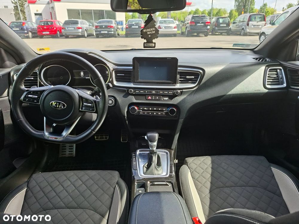 Kia ProCeed - 6