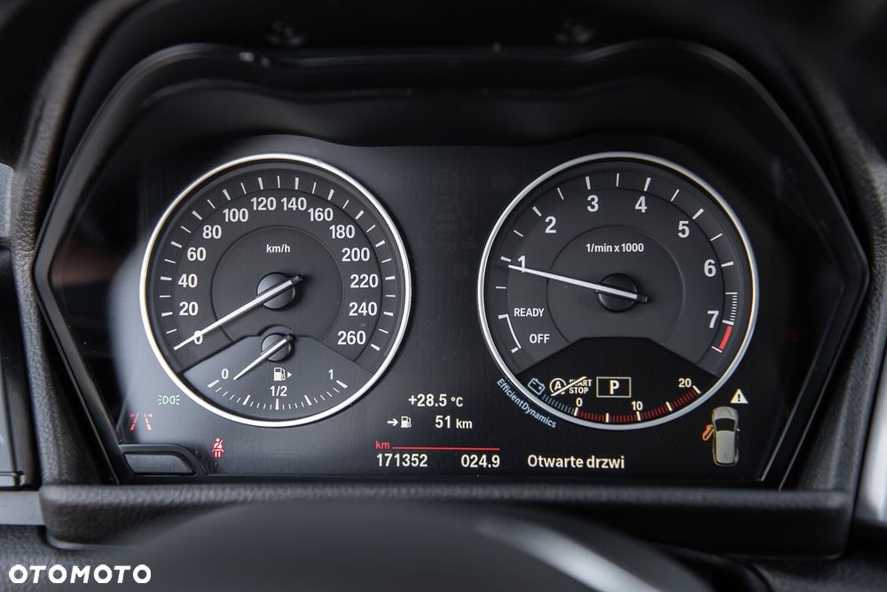 BMW Seria 2 218i - 20