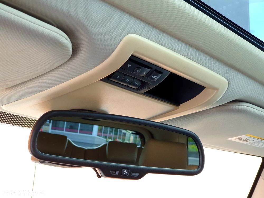 Jeep Commander 4.7 V8 - 20