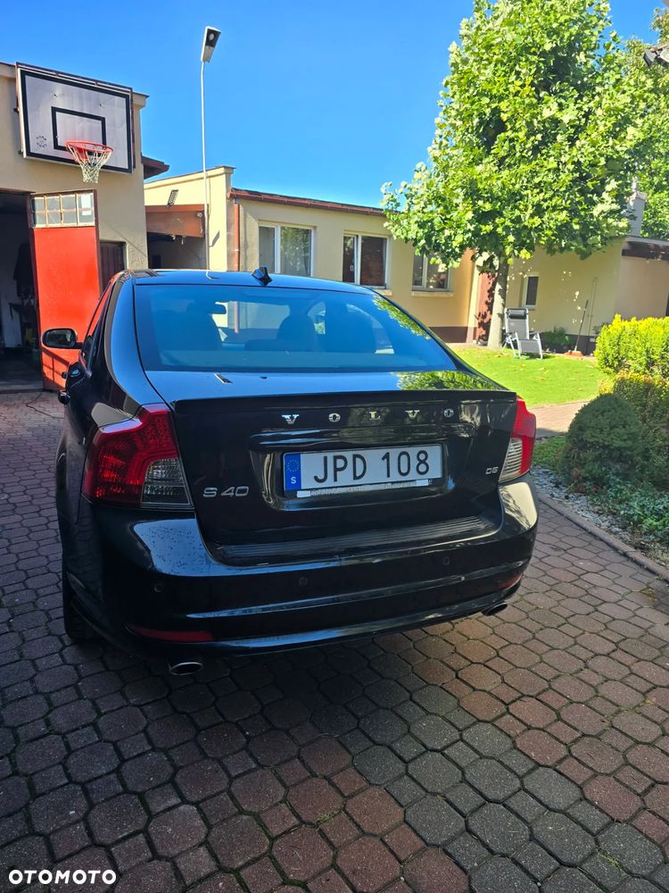 Volvo S40 D5 Summum - 4