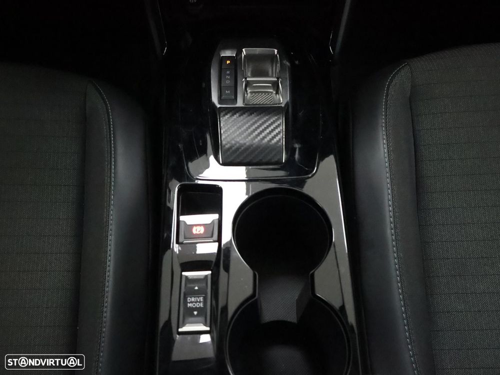 Peugeot 208 1.2 PureTech Allure EAT8 - 23