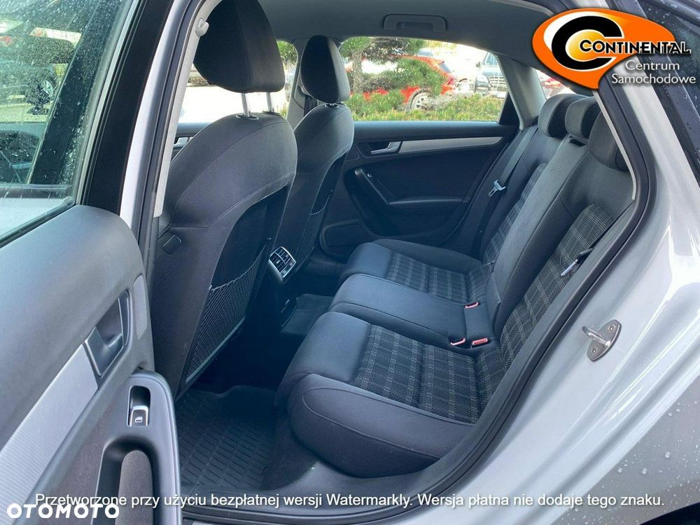 Audi A4 Limousine - 15