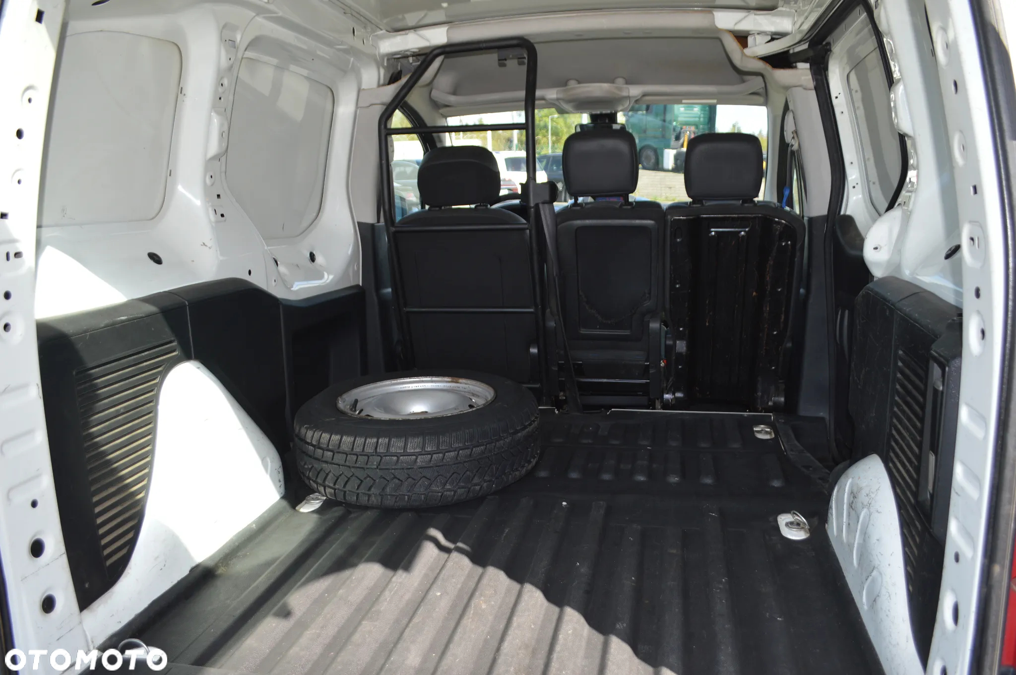 Citroën BERLINGO - 13