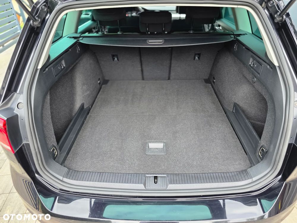 Volkswagen Passat 2.0 TDI EVO Business DSG - 27
