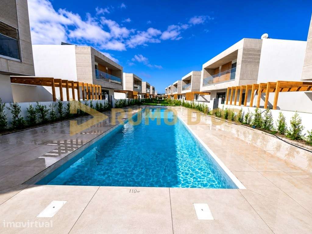 Moradia T4, garagem e piscina em Condomínio privado Albufeira - Grande imagem: 2/41