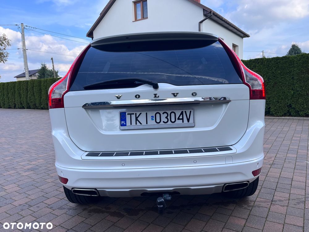 Volvo XC 60 D4 Geartronic Momentum - 24
