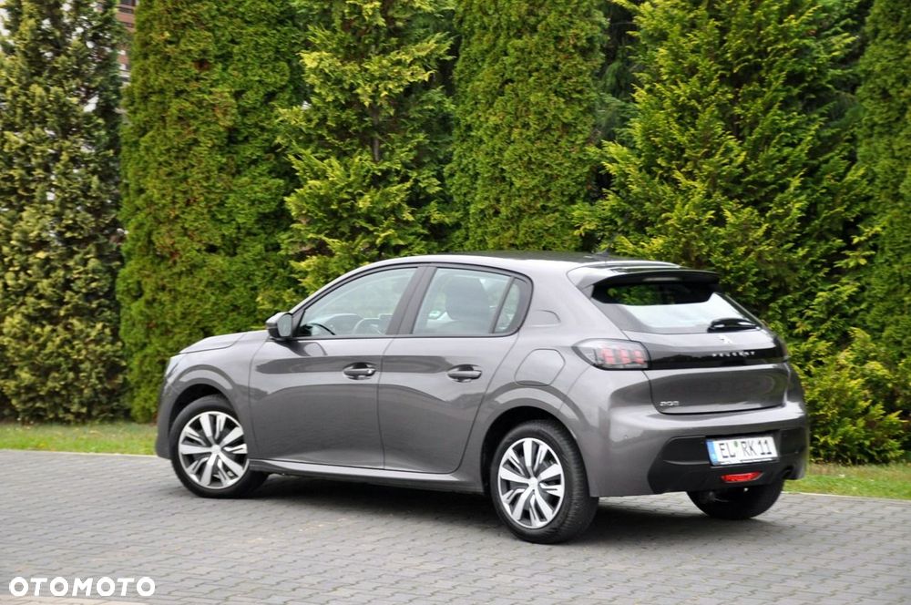 Peugeot 208 - 13
