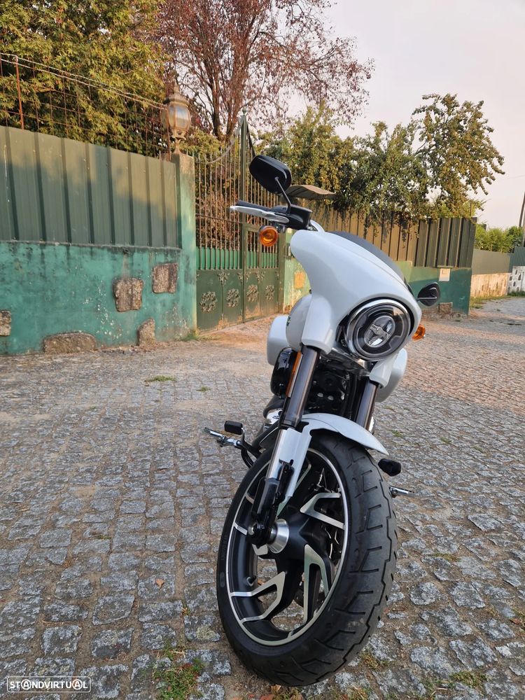 Harley-Davidson Softail Sport Glaid - 6