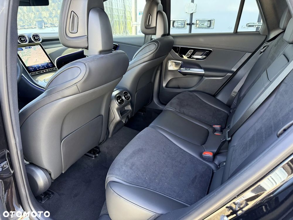 Mercedes-Benz GLC - 29