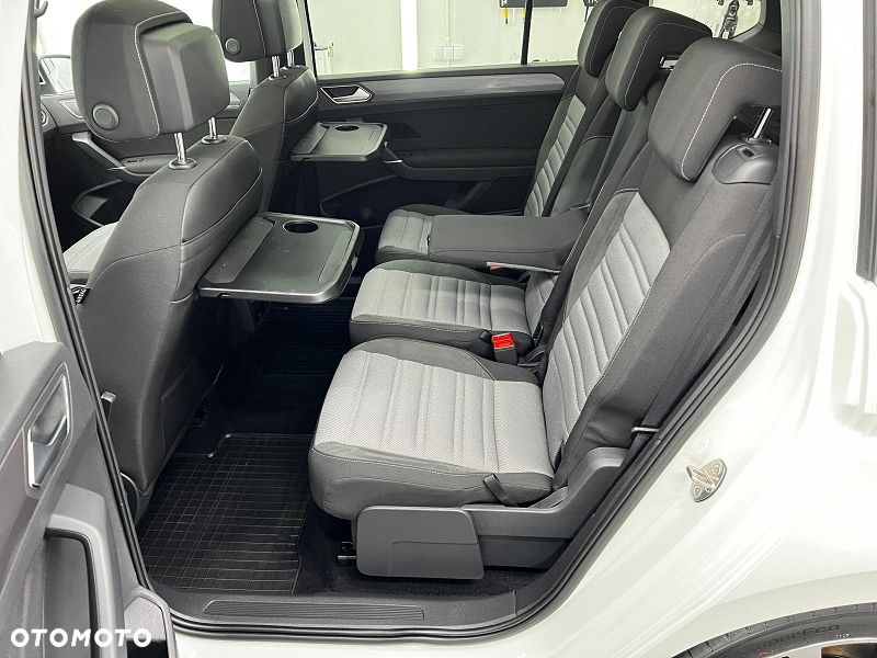 Volkswagen Touran 2.0 TDI SCR Highline - 31