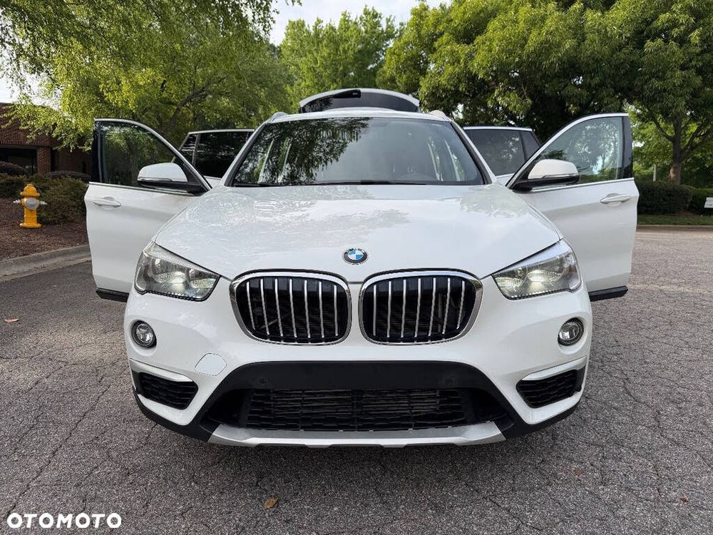 BMW X1 - 10