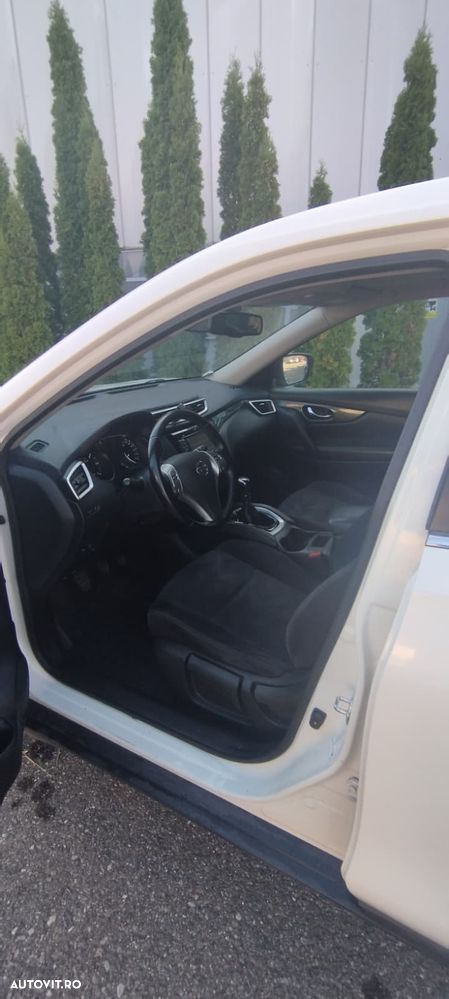 Nissan X-Trail 1.6L dCI Start/Stop Tekna - 11