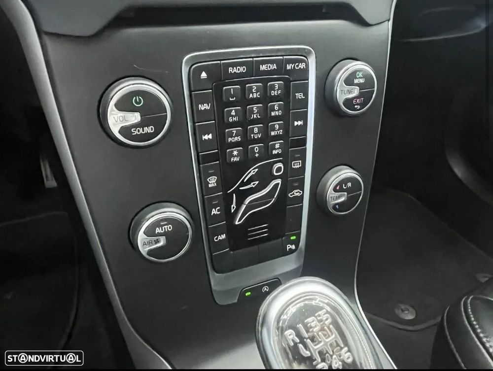 Volvo V40 1.6 D2 Eco Momentum - 17