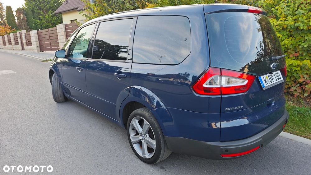 Ford Galaxy 2009 photo 3