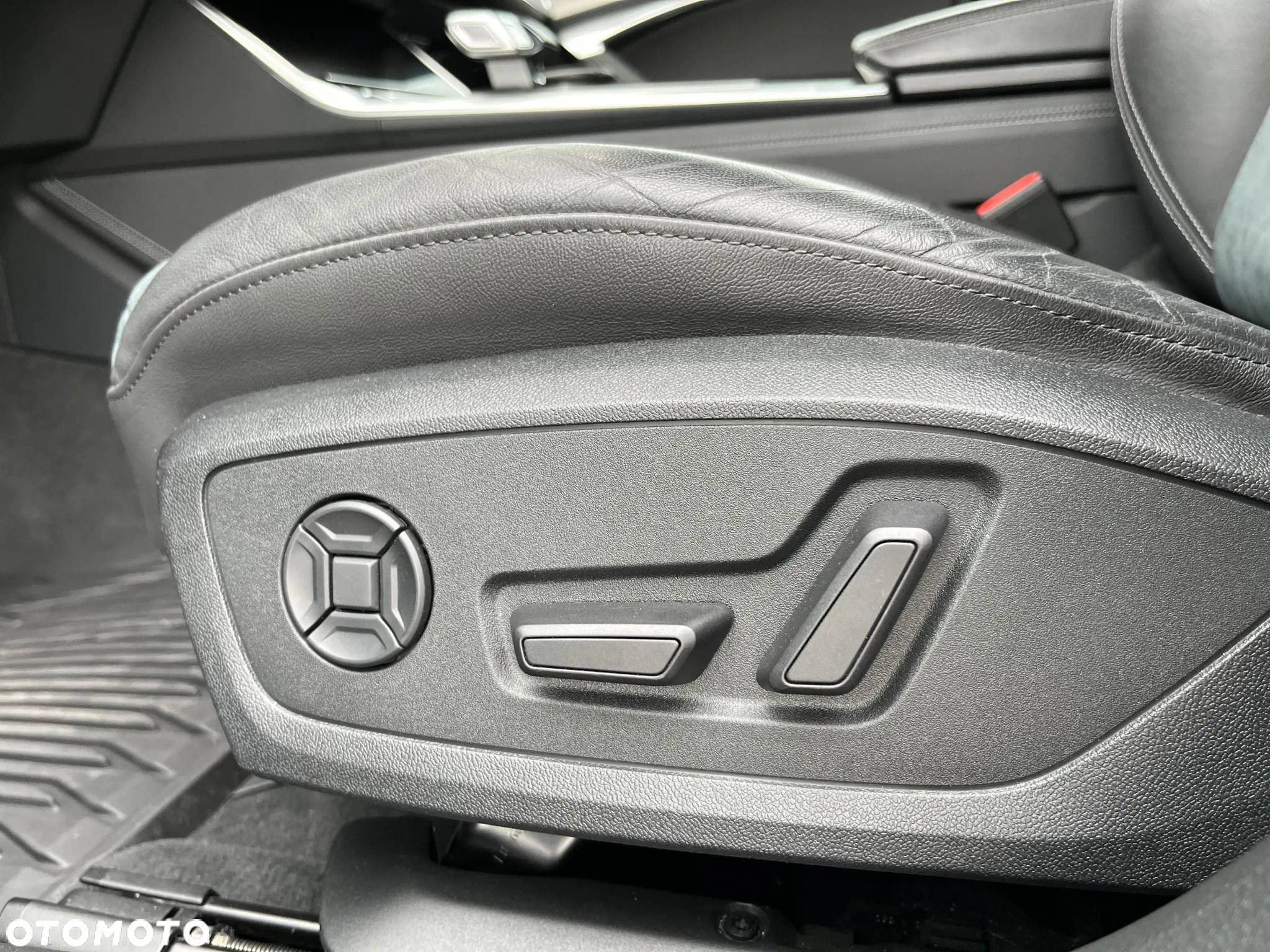Audi A6 Allroad - 19