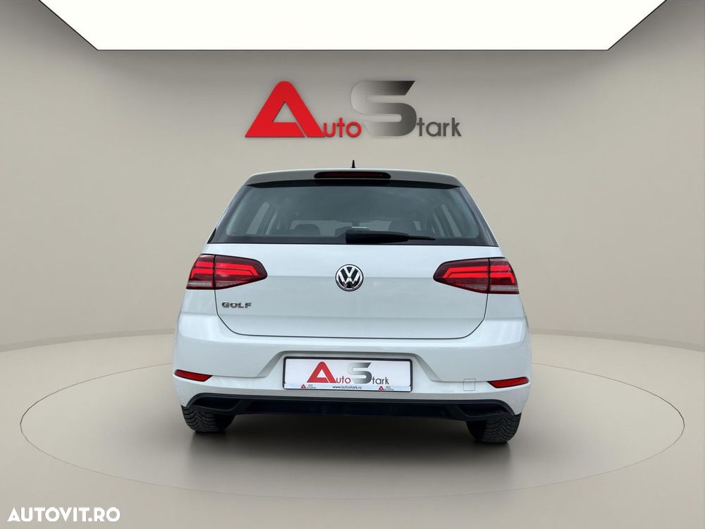 VOLKSWAGEN Golf 2020 — imagine 6