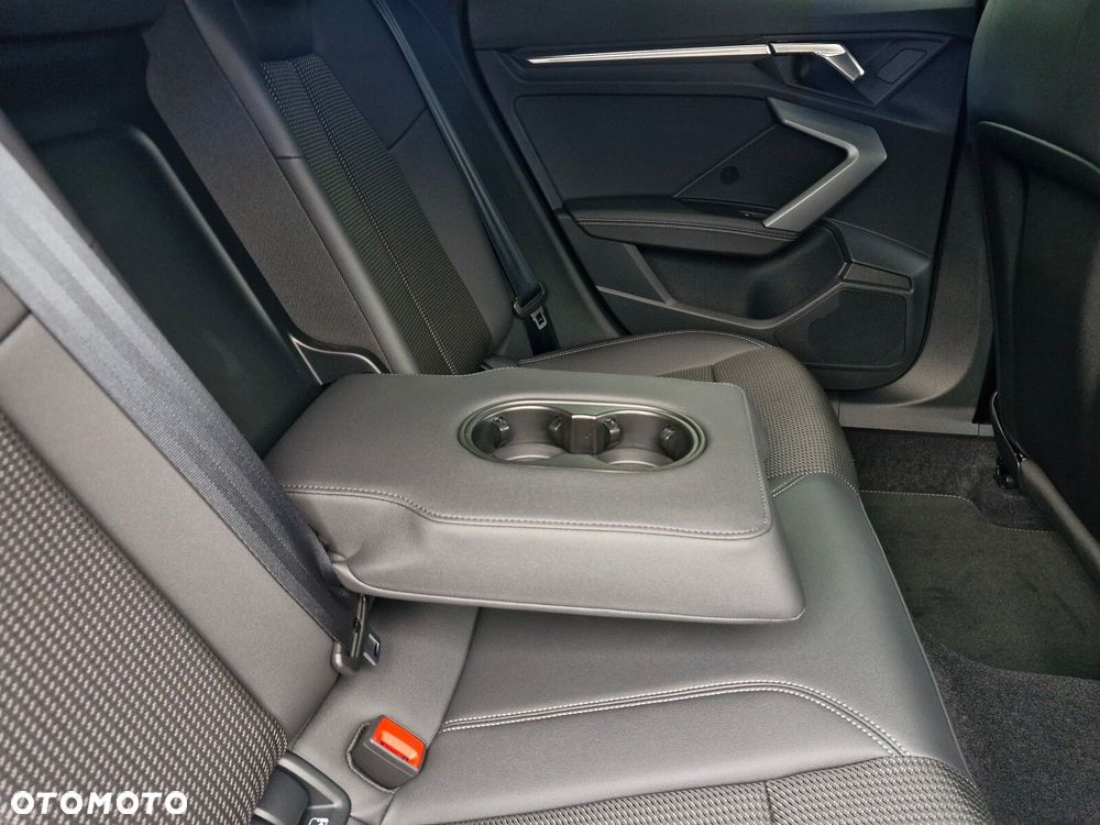 Audi A3 Sportback 35 TFSI mHEV S Line S tronic - 30