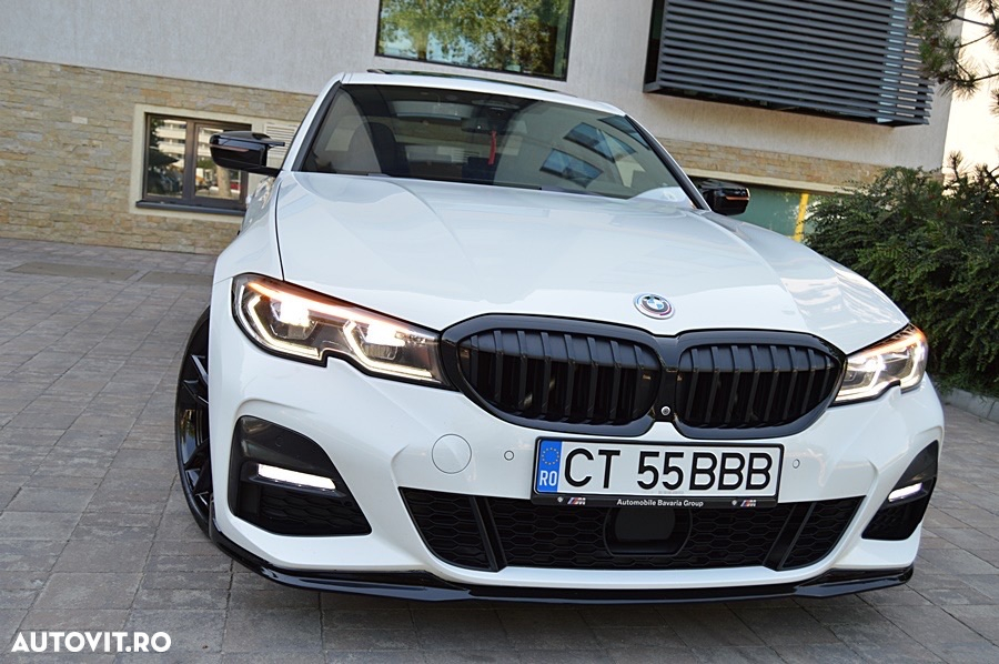 BMW Seria 3 330i AT - 5