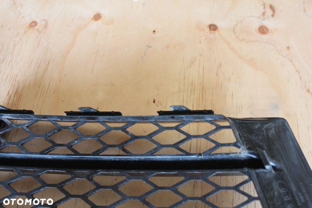 KRATKA ZDERZAKA LEWA AUDI RS5 8T 8T0807681F 2013 - 15