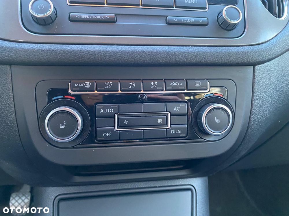 Volkswagen Tiguan 2.0 TDI DPF BlueMotion Technology Trend & Fun - 15