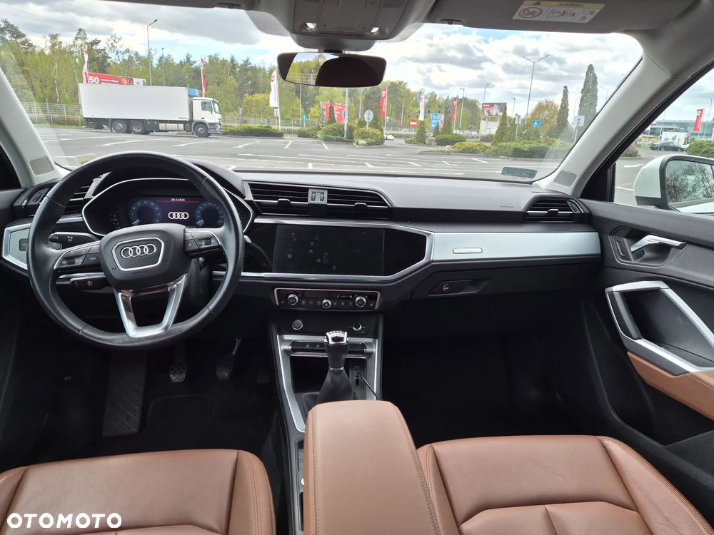 Audi Q3 - 10